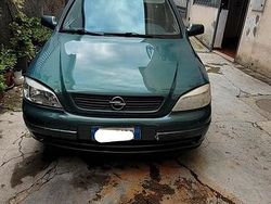 Verde Usata 2003 Opel Astra Station wagon | 3000 € (Molto cara)