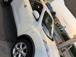 Bianco Usata 2011 Nissan Juke Tekna SUV | 5000 € (Buon prezzo)