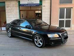 Nero Usata 2007 Audi A8L Tre volumi | 7700 €
