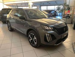 Grigio Nuova 2025 Peugeot 2008 Allure SUV | 22.900 € (Buon prezzo)