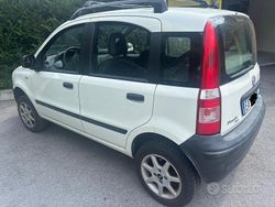 Bianco Usata 2009 Fiat Panda 4x4 Climbing Due volumi | 4500 € (Buon prezzo)