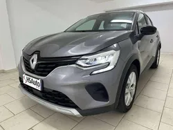 Grigio cassiopea Usata 2022 Renault Captur Business SUV | 18.900 € (Buon prezzo)