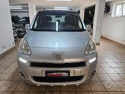 Grigio Usata 2015 Peugeot Partner Tepee Outdoor Monovolume | 8900 € (Ottimo prezzo)