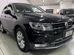 Nero met Usata 2017 VW Tiguan Executive SUV | 22.900 € (Cara)