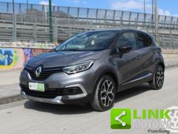 Grigio scuro metallizzato Usata 2018 Renault Captur Intens SUV | 14.900 € (Cara)