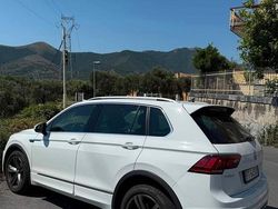 Bianco Usata 2018 VW Tiguan R-line SUV | 21.200 € (Cara)