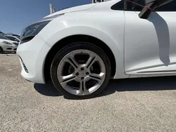 Usata 2015 Renault Clio IV GT-Line Tre volumi | 7999 € (Cara)