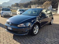 Blu Usata 2015 VW Golf Highline Tre volumi | 9900 € (Ottimo prezzo)