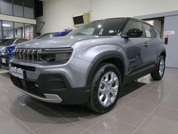 Bicolore /tetto nero Usata 2024 Jeep Avenger Altitude SUV | 23.800 € (Buon prezzo)