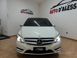 Bianco Usata 2015 Mercedes B200 Premium Monovolume | 13.300 € (Buon prezzo)