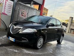 Nero Usata 2013 Lancia Ypsilon Due volumi | 3699 € (Super prezzo)