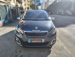 Grigio Usata 2021 Peugeot 108 Style Tre volumi | 10.800 € (Buon prezzo)