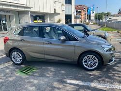 Grigio Usata 2018 BMW 218 Luxury Line Monovolume | 16.000 €