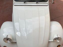 Bianco Usata 1983 Citroën 2CV Tre volumi | 9000 €