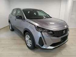 Grigio Usata 2022 Peugeot 3008 Active SUV | 20.900 € (Buon prezzo)