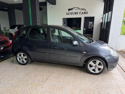 Grigio Usata 2008 Ford Fiesta Tre volumi | 2990 € (Molto cara)