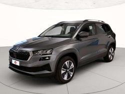 Grigio graphite metallizzato Usata 2022 Skoda Karoq Executive SUV | 21.850 € (Cara)