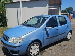 Usata 2004 Fiat Punto Dynamic Due volumi | 1990 € (Buon prezzo)