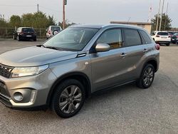 Grigio Usata 2021 Suzuki Vitara Cool SUV | 17.900 € (Buon prezzo)