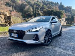 Grigio Usata 2018 Hyundai i30 Tre volumi | 9900 € (Buon prezzo)