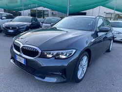 Grigio Usata 2020 BMW 318 Advantage Station wagon | 22.990 € (Buon prezzo)
