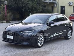 Grigio Usata 2022 Audi A3 Business Tre volumi | 22.600 € (Super prezzo)