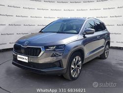 Grigio grafite Usata 2024 Skoda Karoq Executive SUV | 22.900 € (Buon prezzo)