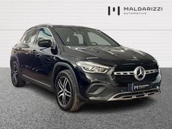 Nero notte Usata 2022 Mercedes GLA200 SUV | 34.500 € (Buon prezzo)