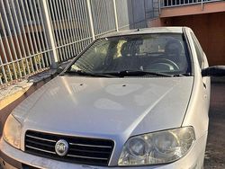 Usata 2006 Fiat Punto Classica Due volumi | 1600 € (Ottimo prezzo)
