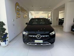 Nero metallizzato Usata 2020 Mercedes GLA200 SUV | 37.500 € (Molto cara)