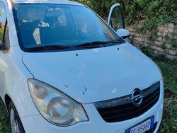 Bianco Usata 2011 Opel Agila Due volumi | 4000 € (Buon prezzo)