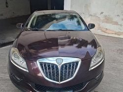 Marrone Usata 2009 Lancia Delta Due volumi | 2999 € (Buon prezzo)