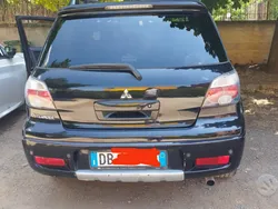Usata 2006 Mitsubishi Outlander SUV | 2000 €