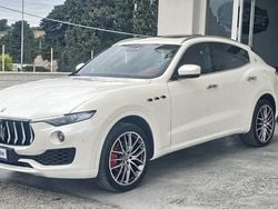 Bianco Usata 2018 Maserati Levante SUV | 34.500 € (Buon prezzo)