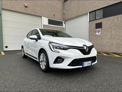 Bianco Usata 2021 Renault Clio V Zen Tre volumi | 12.800 € (Ottimo prezzo)