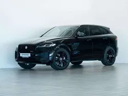 Santorini black Usata 2023 Jaguar F-Pace R SUV | 48.900 € (Cara)