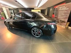 Nero Usata 2023 Alfa Romeo Giulia Veloce Tre volumi | 37.000 € (Ottimo prezzo)