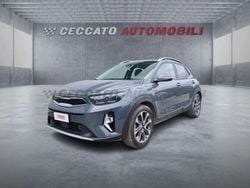 Grigio Usata 2023 Kia Stonic Style SUV | 13.775 € (Buon prezzo)
