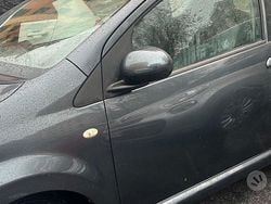 Grigio Usata 2005 Toyota Aygo Due volumi | 2600 €