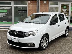 Bianco Usata 2017 Dacia Sandero Ambiance Tre volumi | 5750 € (Ottimo prezzo)