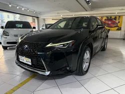 Nero metallizzato Usata 2020 Lexus UX 250h Business Edition SUV | 18.500 € (Buon prezzo)
