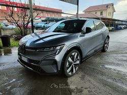 Gray Usata 2025 Renault Megane E-Tech Techno Tre volumi | 26.990 € (Buon prezzo)