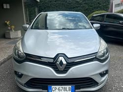 Grigio Usata 2016 Renault Clio IV Tre volumi | 7200 € (Buon prezzo)