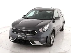 Gris platinum Usata 2019 Kia Niro Style SUV | 12.800 € (Buon prezzo)