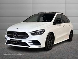 Bianco polare Usata 2023 Mercedes B180 AMG Line Premium Monovolume | 30.900 € (Buon prezzo)