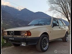 Giallo Usata 1981 Alfa Romeo Giulietta Due volumi | 7800 €