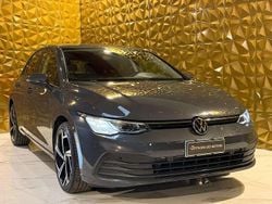 Dolphin grey Usata 2020 VW Golf VIII Sportline Tre volumi | 22.900 € (Buon prezzo)