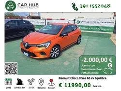Arancione Usata 2024 Renault Clio V Intens Tre volumi | 11.990 € (Super prezzo)
