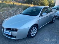 Argento Usata 2009 Alfa Romeo 159 Tre volumi | 3299 € (Buon prezzo)