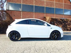 Bianco Usata 2013 Opel Corsa OPC Tre volumi | 8600 € (Cara)